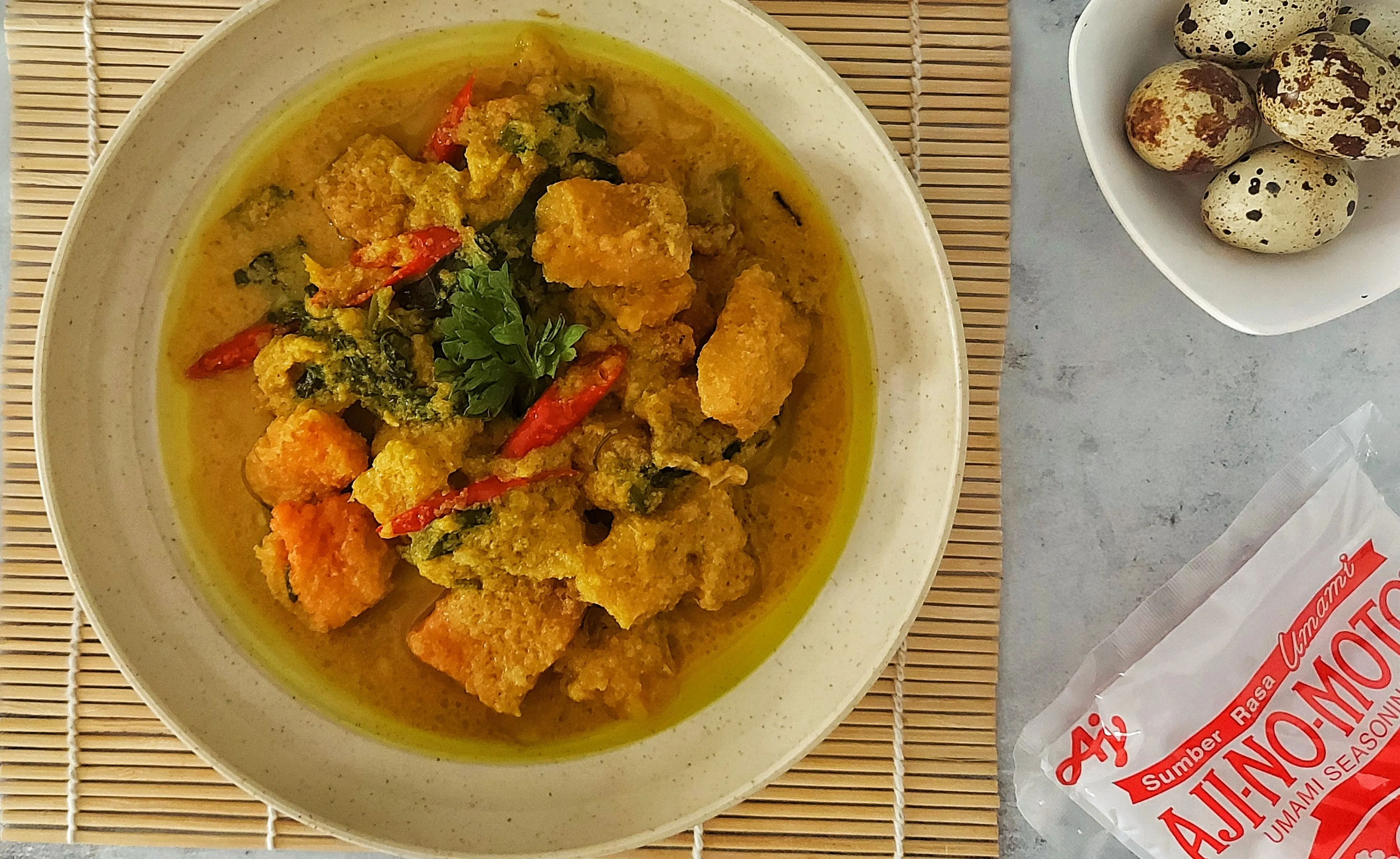 Recook Ikan Dori Bumbu Kuning ala AJI-NO-MOTO®