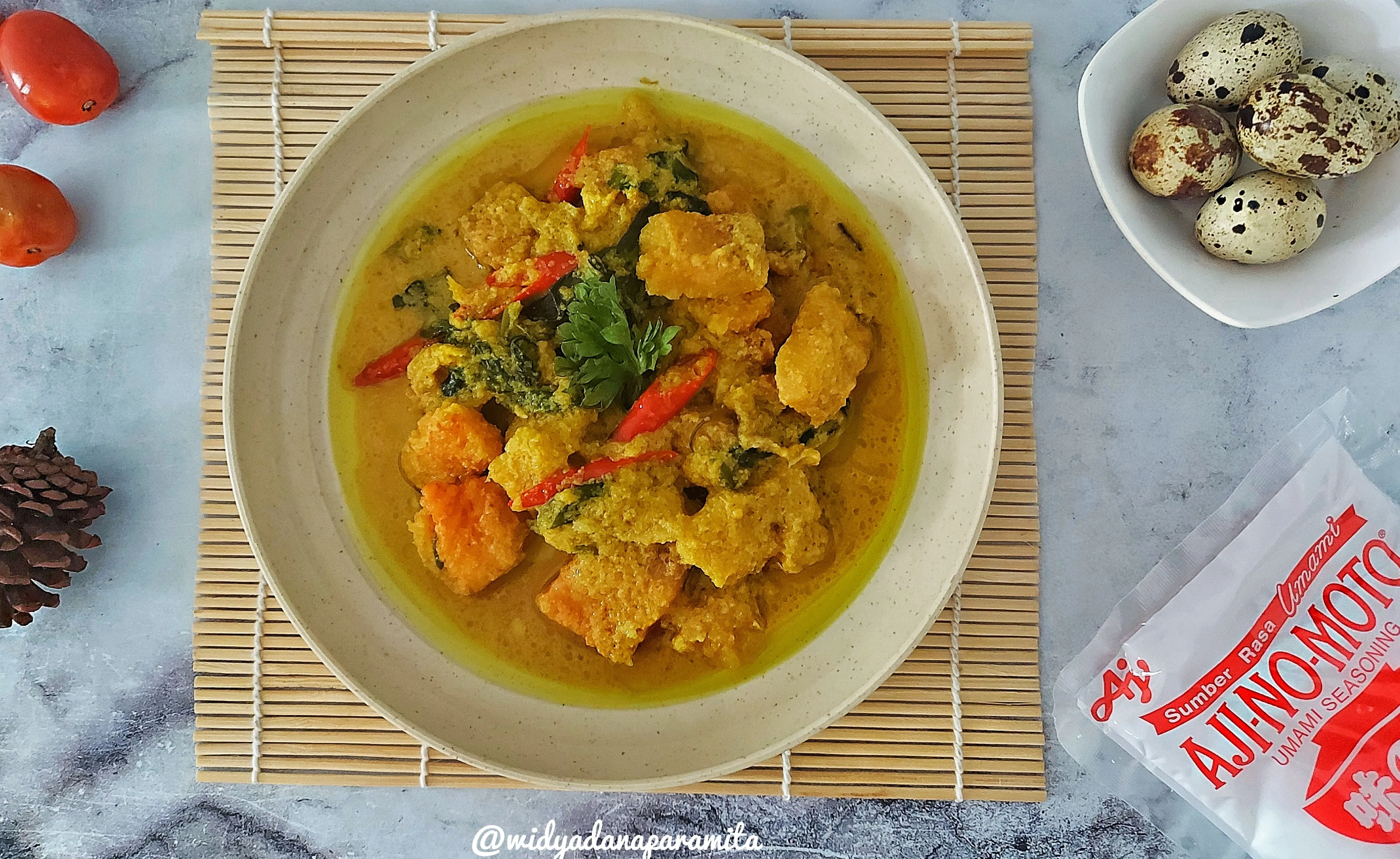Recook Ikan Dori Bumbu Kuning ala AJI-NO-MOTO®