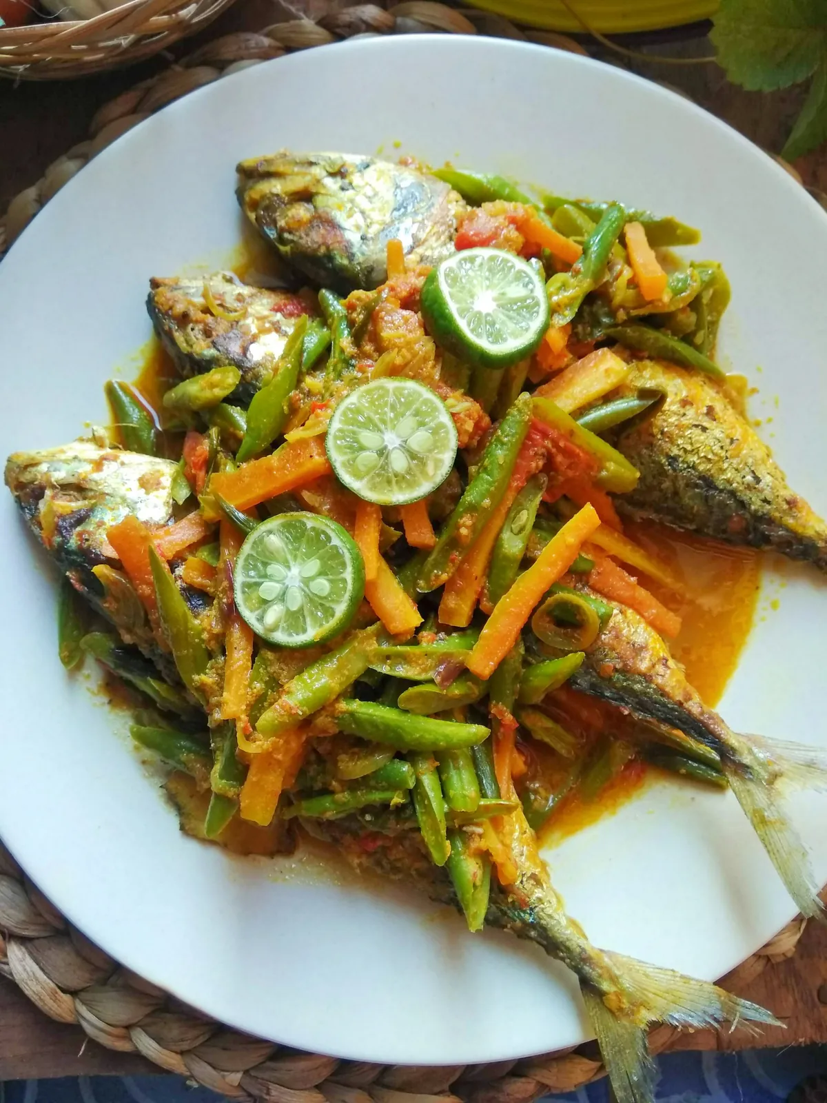 Acar Ikan Kembung Sayur
