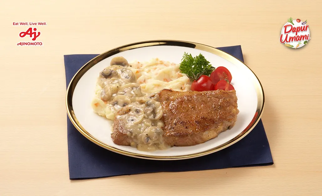 2. Steak Daging Saus Jamur ala AJI-NO-MOTO®