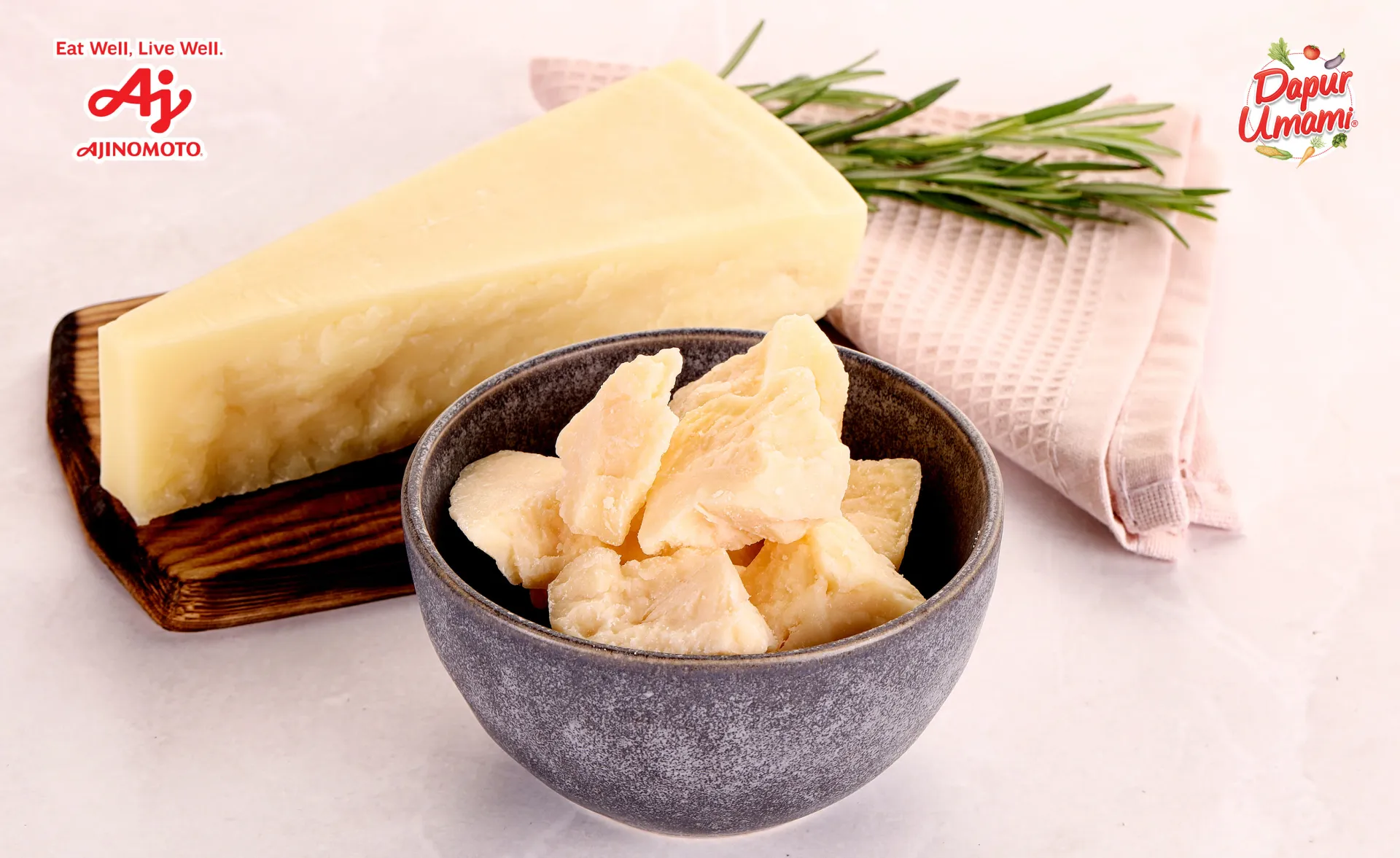 Apa Itu Keju Parmesan? Keju Khas Italia yang Populer
