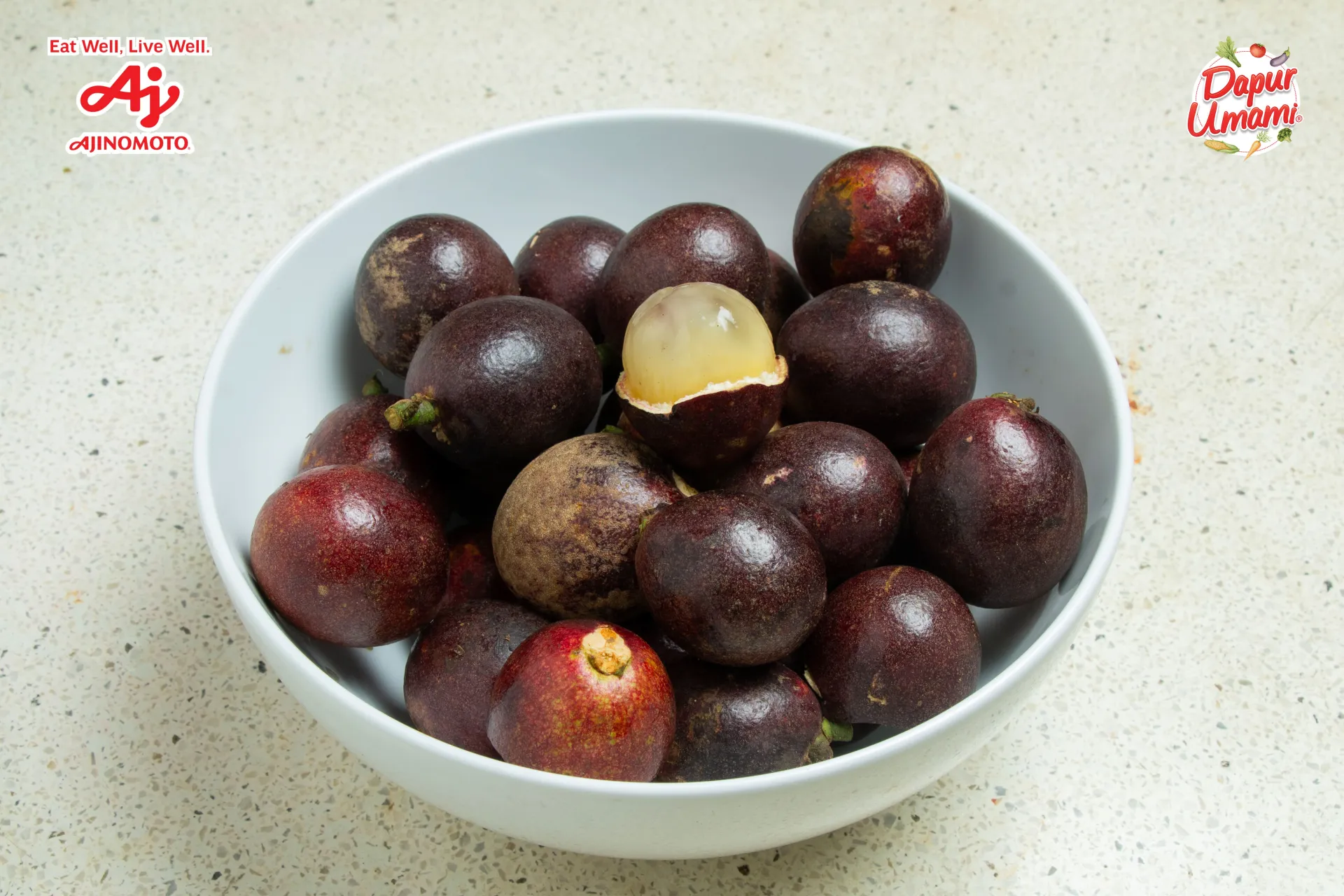 Berkenalan dengan Matoa, Buah Mirip Kelengkeng yang Kaya Antioksidan
