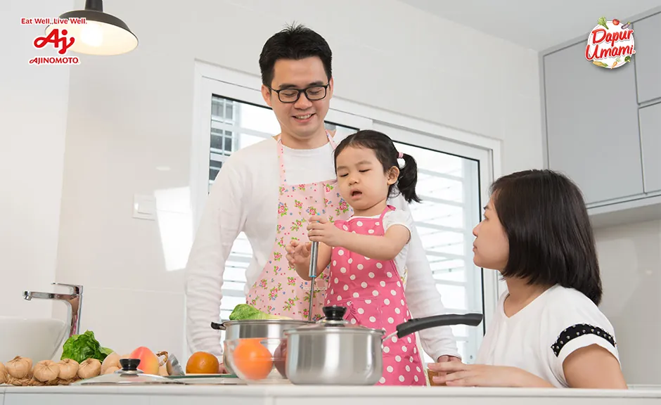 Membangun Kekompakan Keluarga dari Meja Makan
