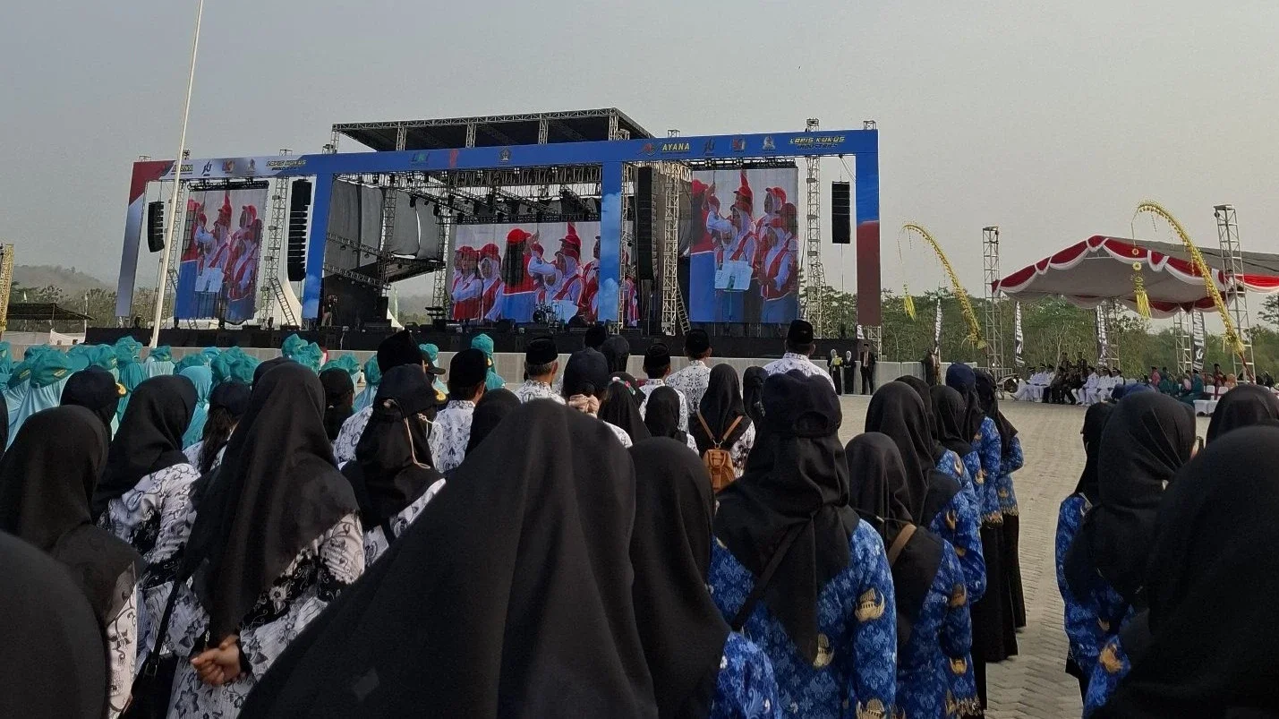 Alhamdulillah Bisa Ikutan Upacara Penurunan Bendera