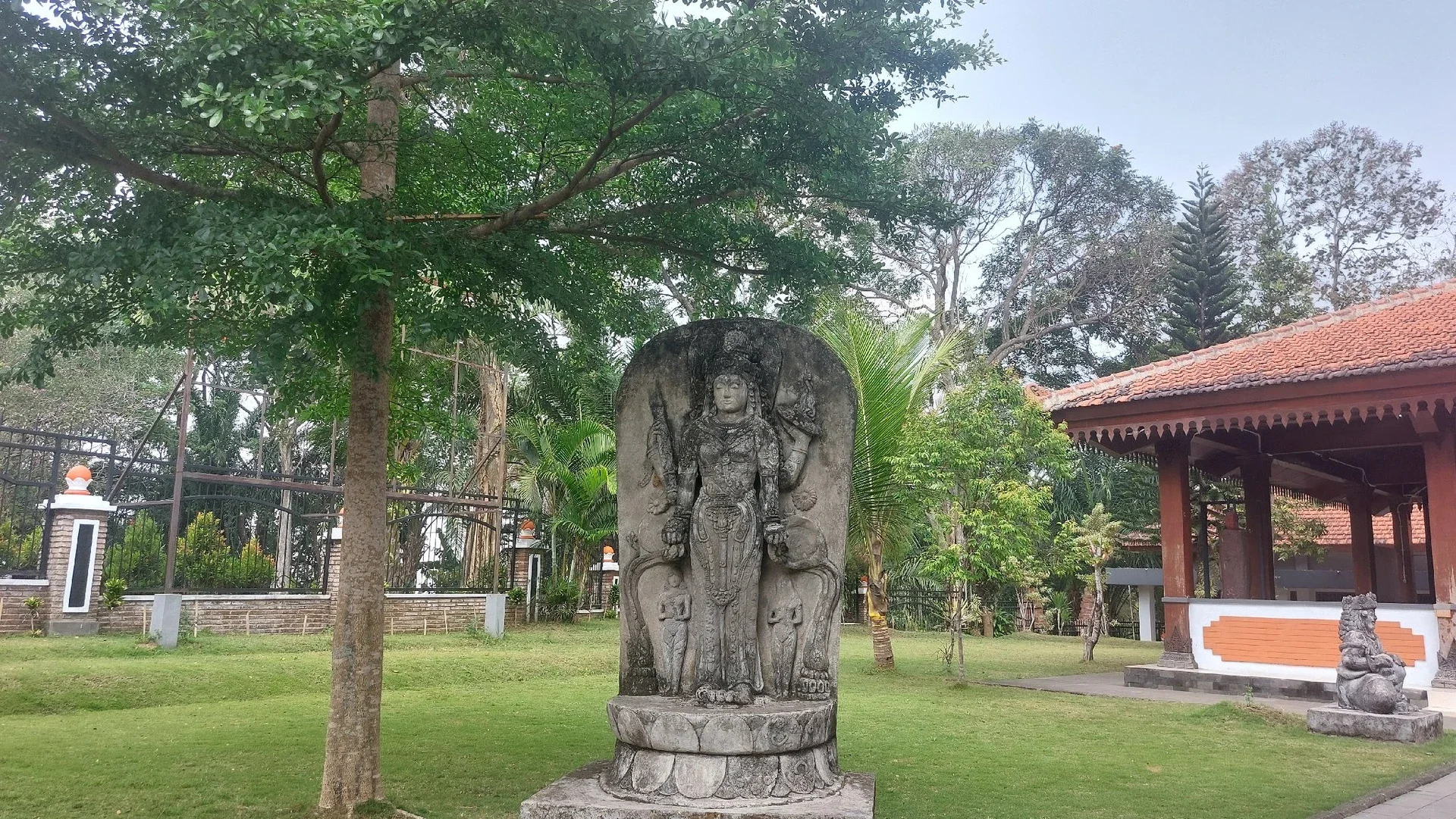 Arca Dewi Hindu