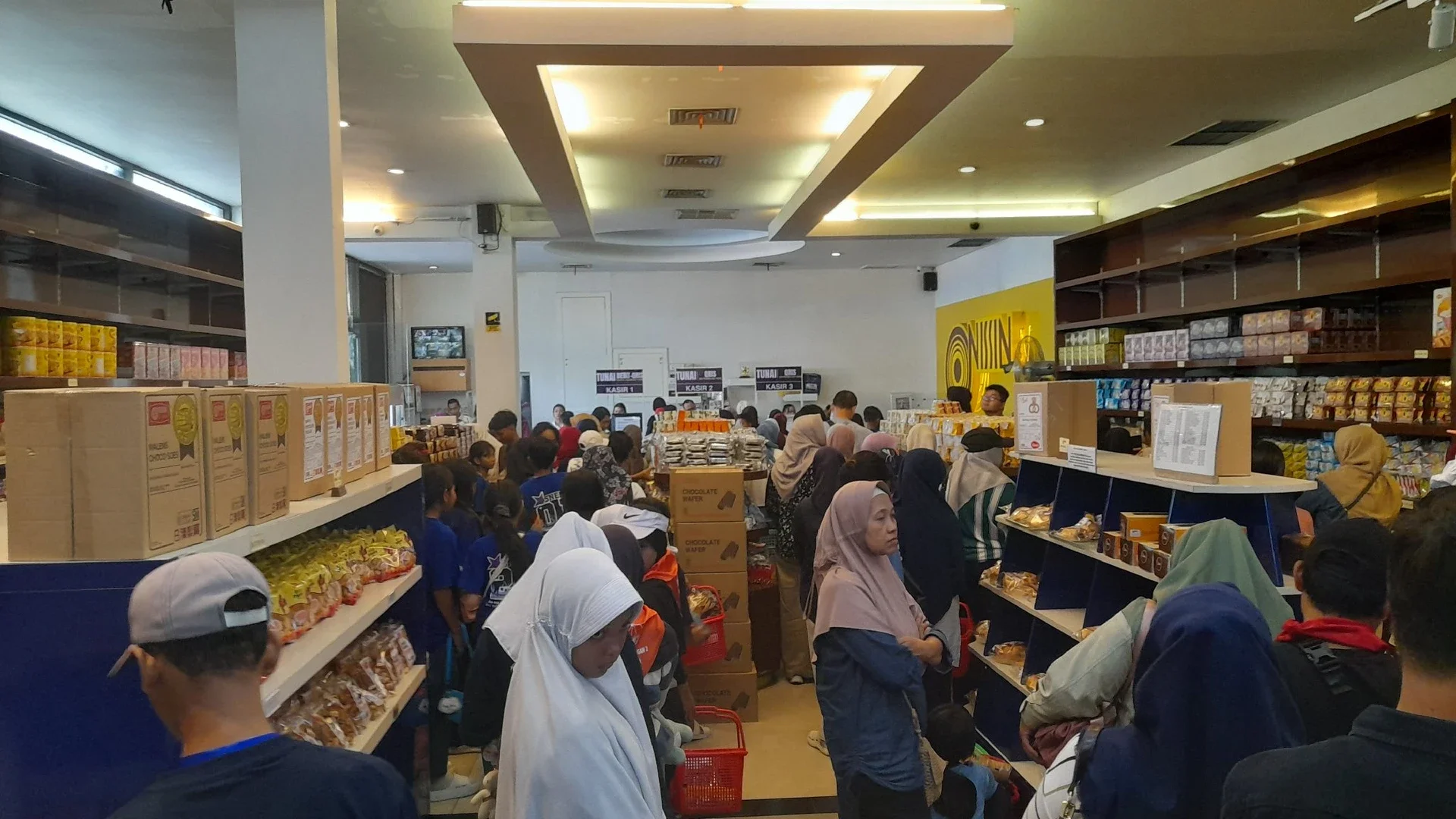 Belanja Kue Langsung Di Pabriknya