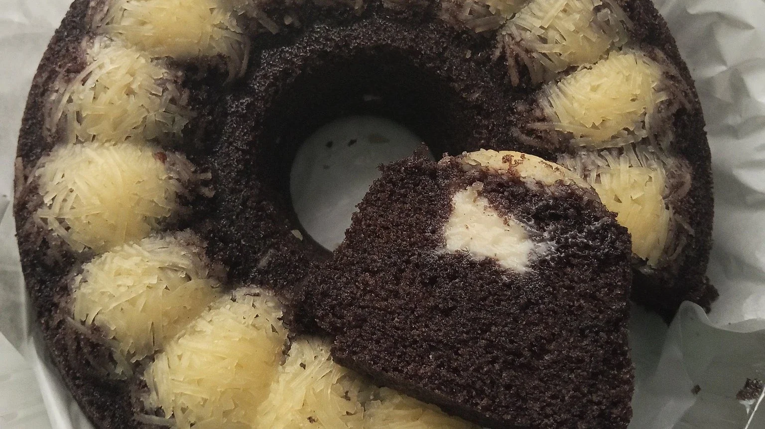 bolu ketan hitam keju