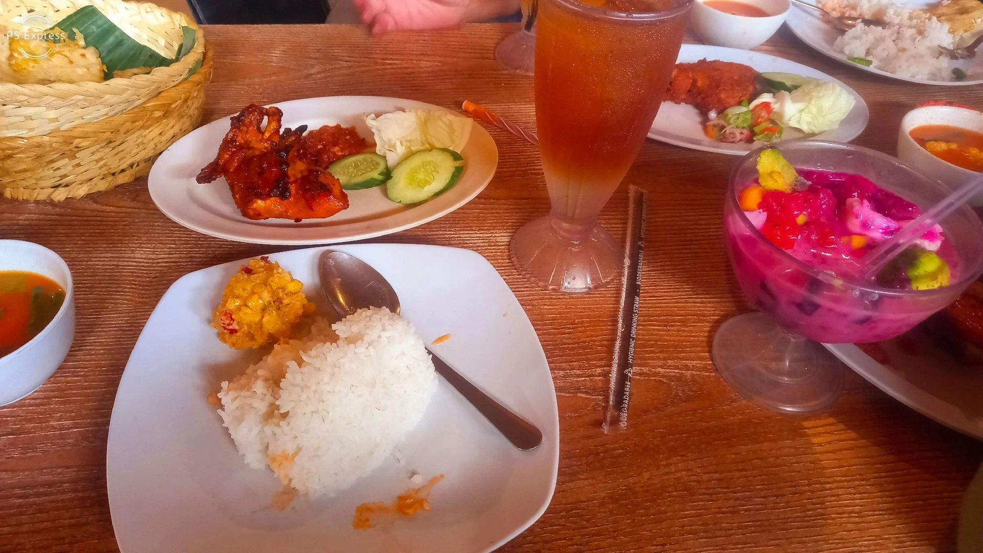 Buka Bersama di Saung Sunda #RamadanBerkesan