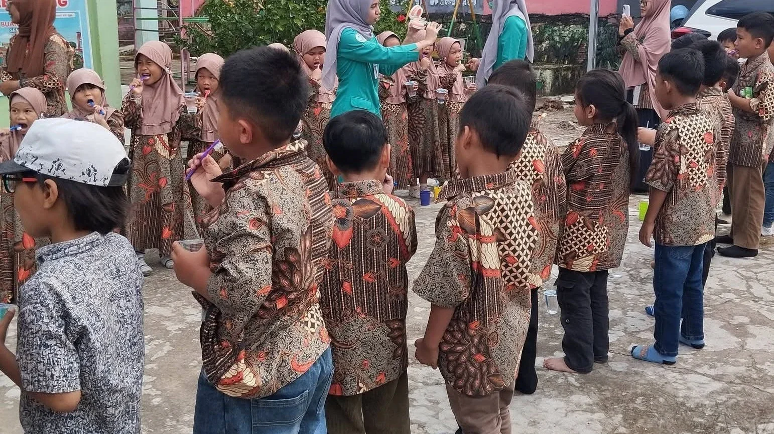 Cara Menyikat Gigi yg Benar
