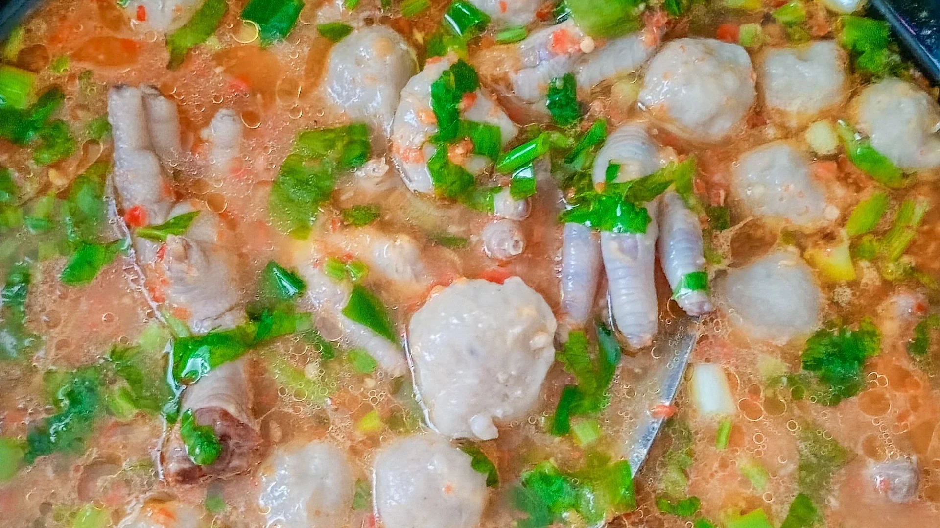 Ceker Bakso Kuah Mercon