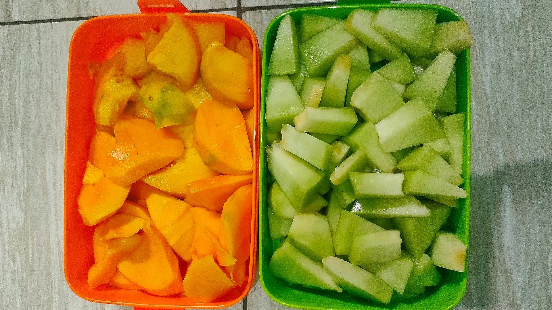 Cemilan Enak, Sehat, Praktis, Buah Potong! #IsiPiringmuHariIni