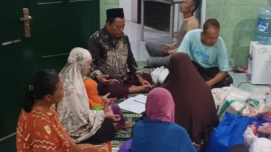 Cerita Momen Fitri ( zakat fitrah )