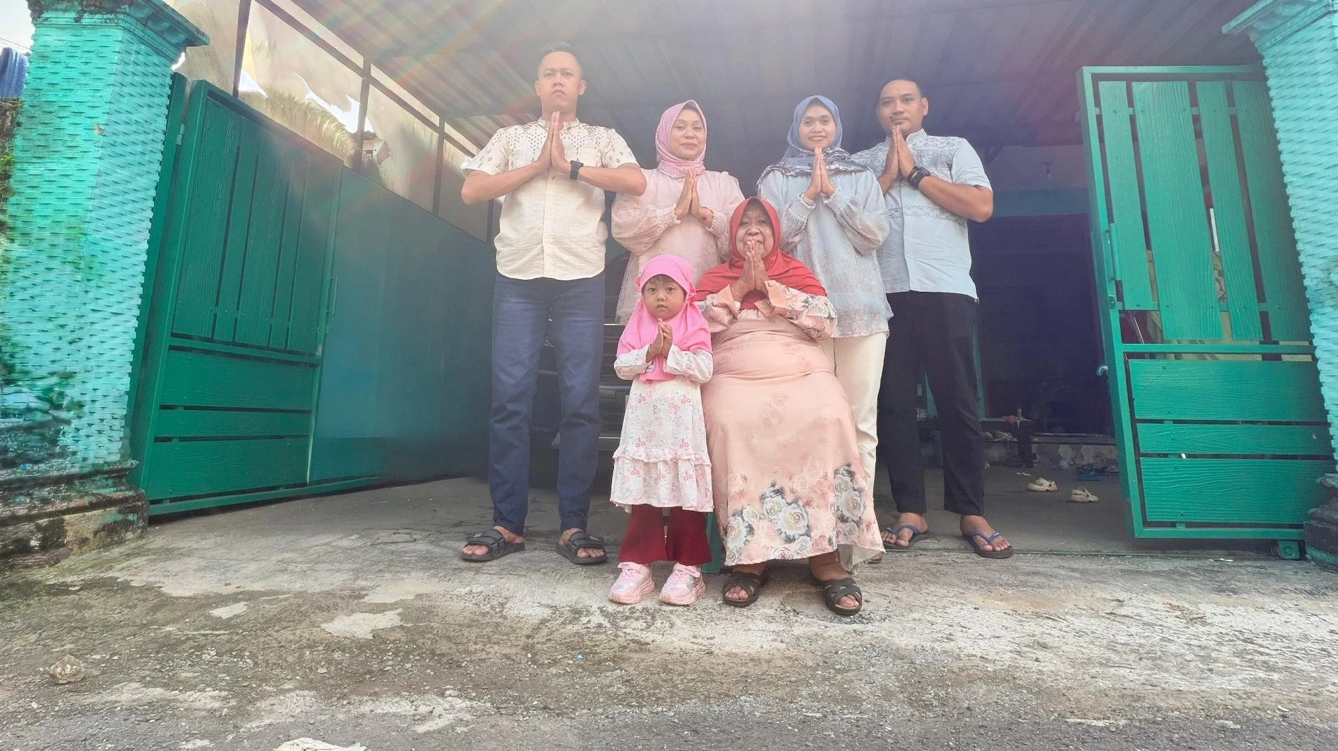 #CeritaMomenFitri Hari Raya Saatnya Berkumpul Bersama Keluarga