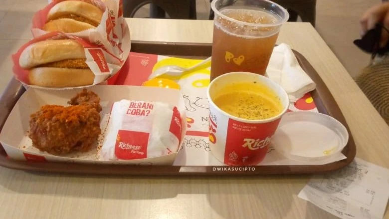 #DiBalikLensa BERAWAL DARI PENASARAN