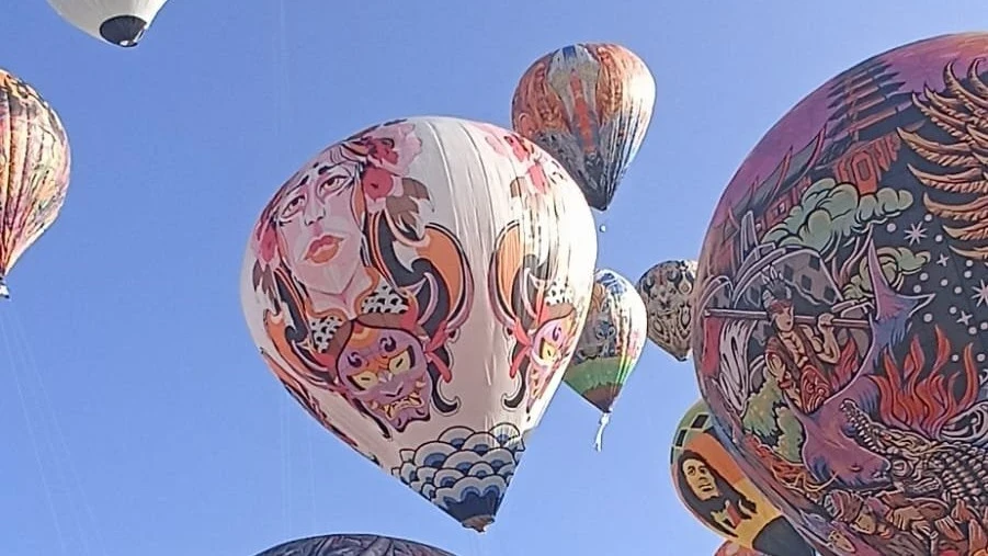 Festival balon tradisional