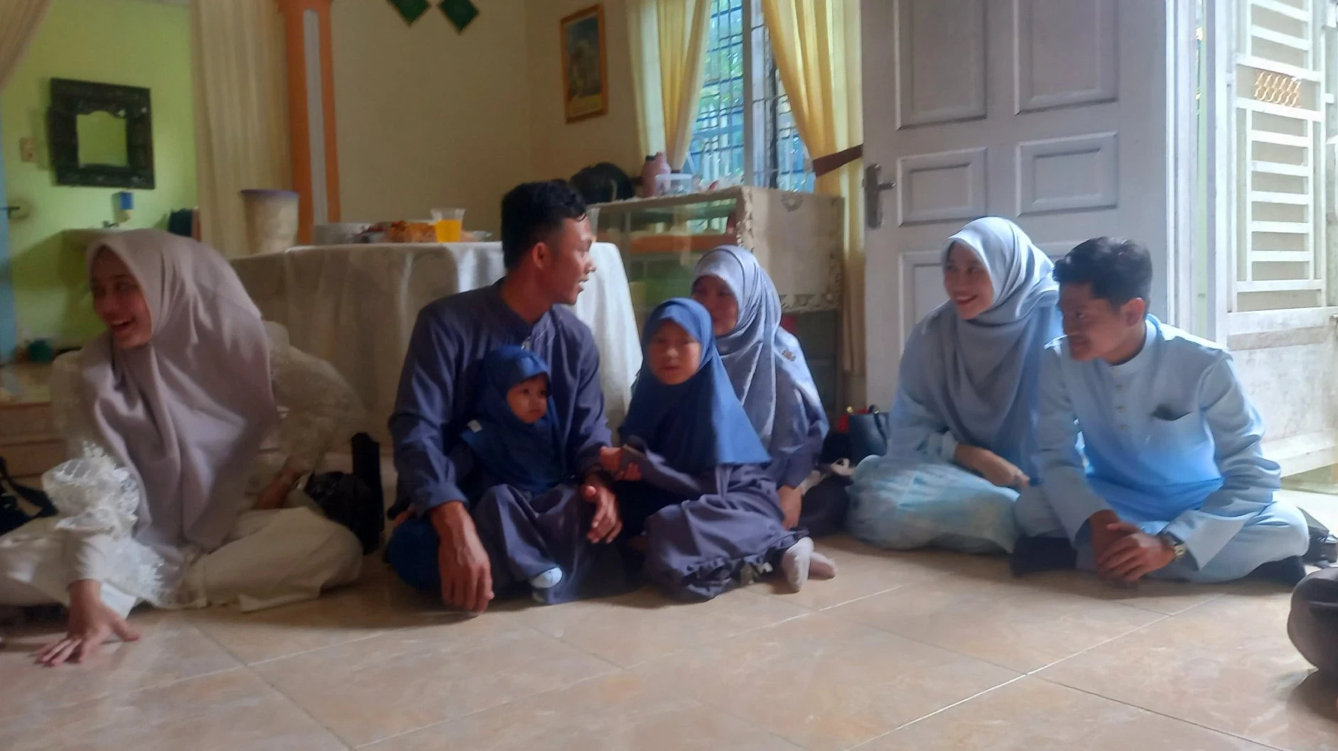 Halal BiHalal #CeritaMomenFitri