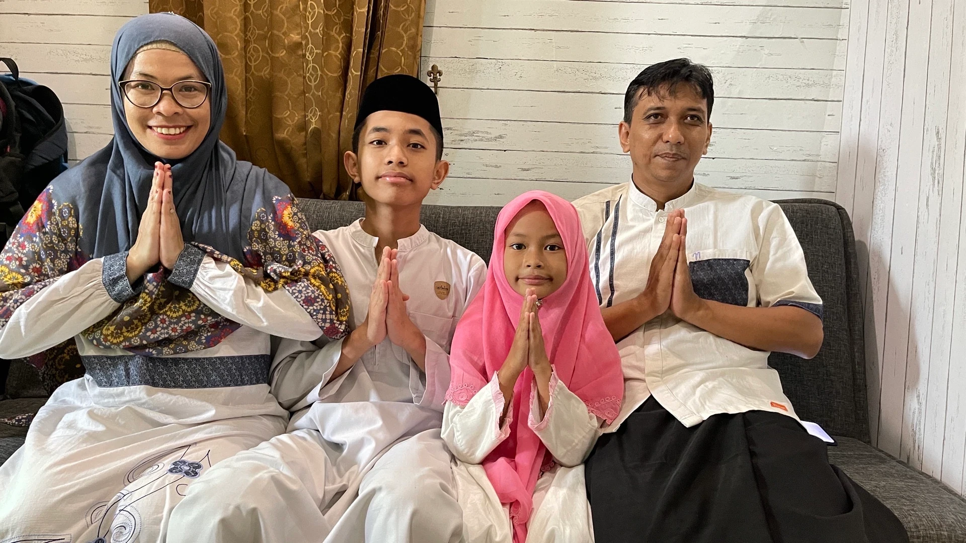 Hangat dalam Kesederhanaan #CeritaMomenFitri