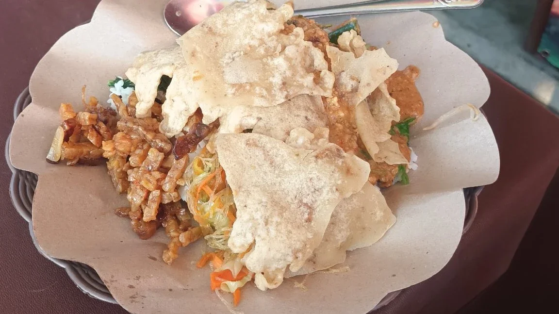 Hari Ini Jajan Pecel