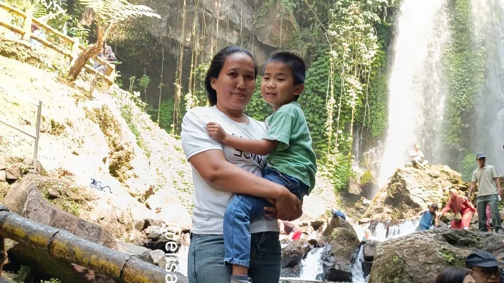 Hiking Curug Jumog