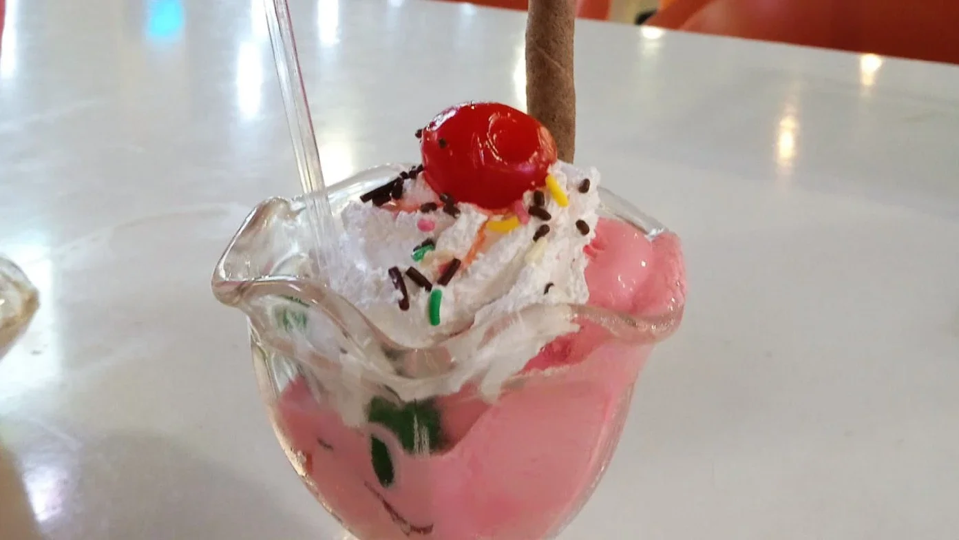 ice cream strawberry