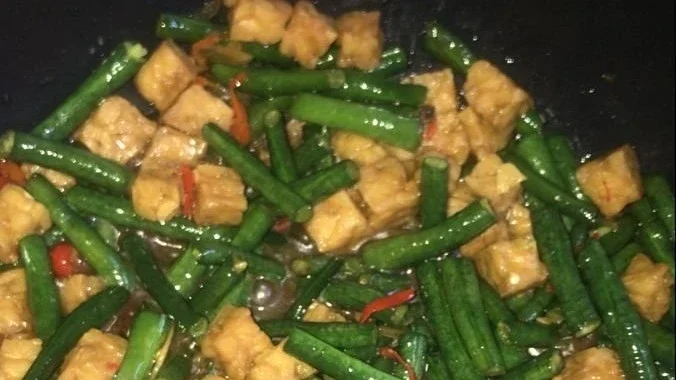 In This Economy But Still Eat Food Healthy