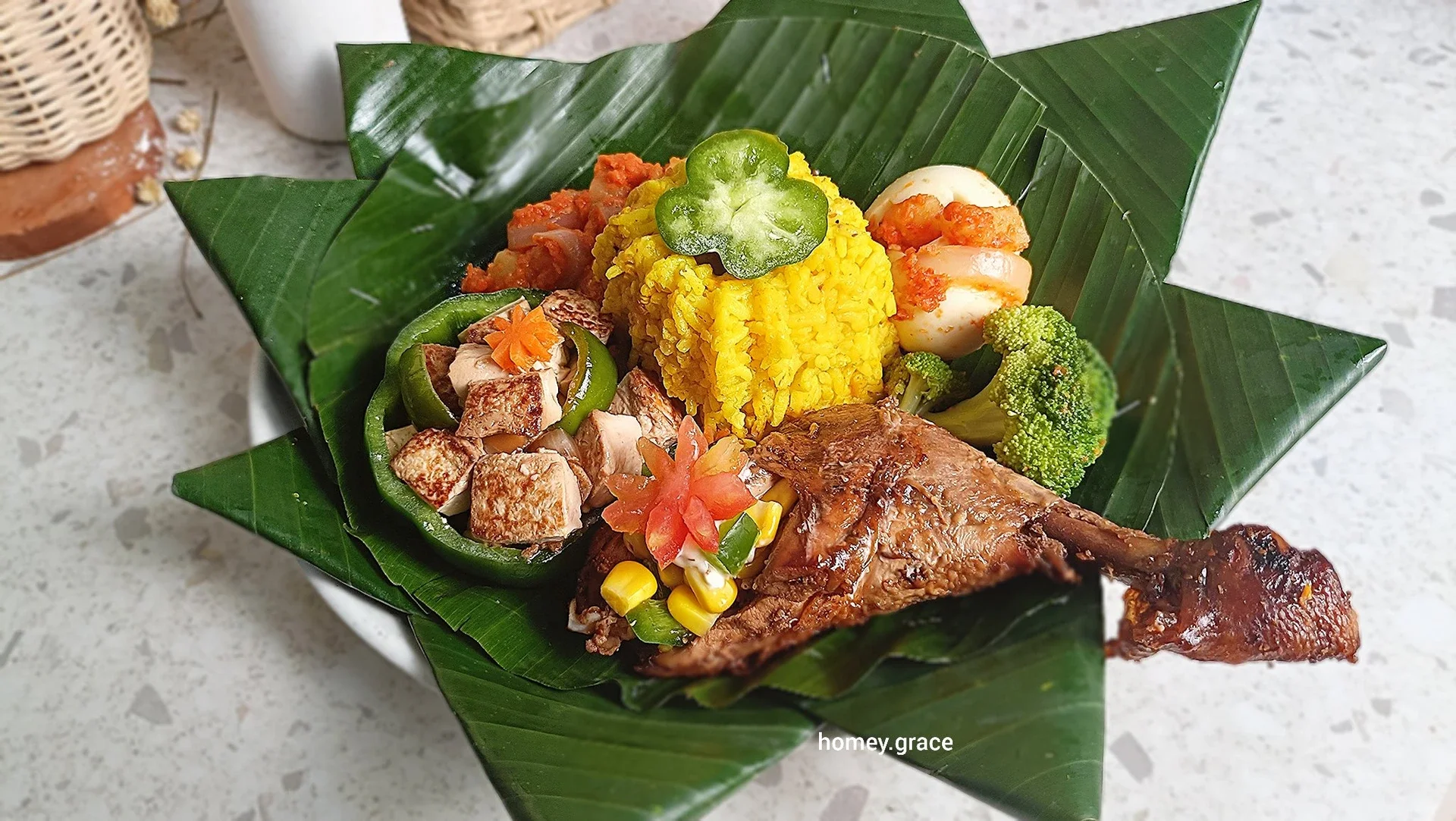 Isi Piringku Hari Ini (Nasi Kuning Tanpa Santan) #IsiPiringmuHariIni