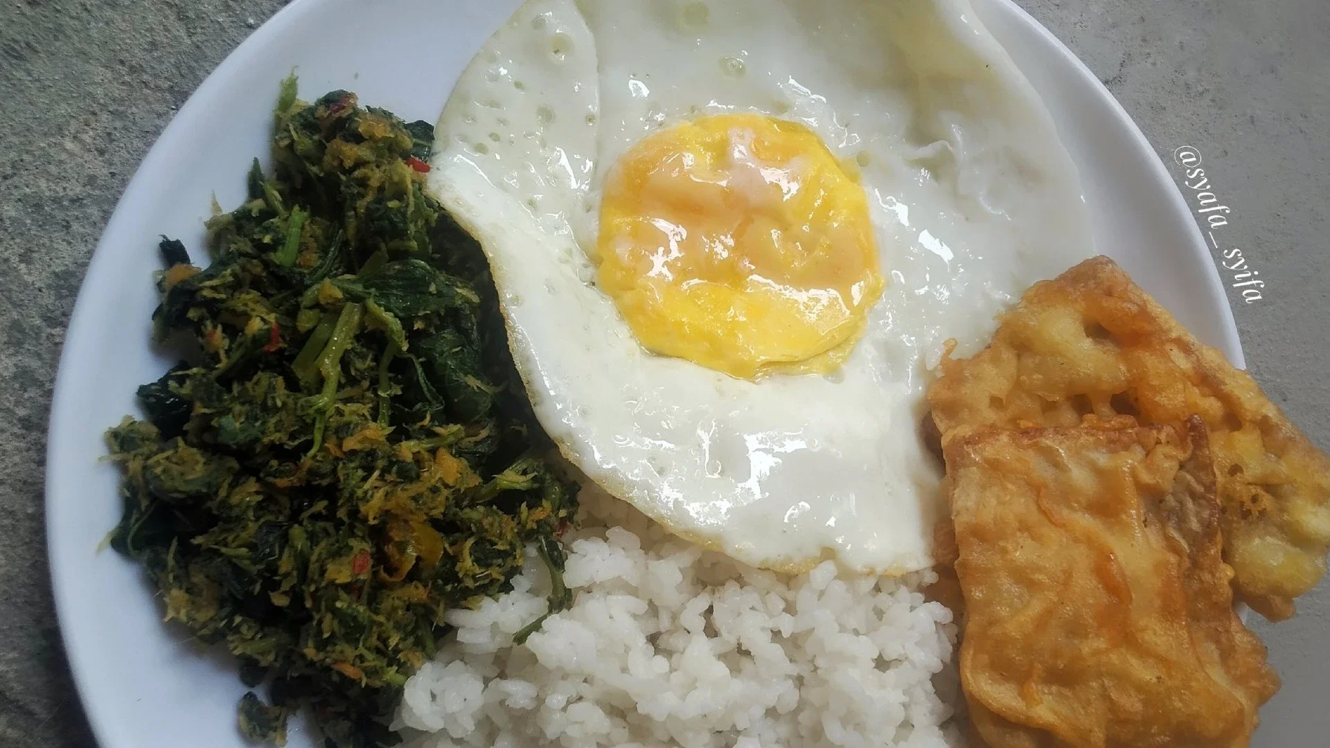 #IsiPiringmuHariini menu makan siang simpel