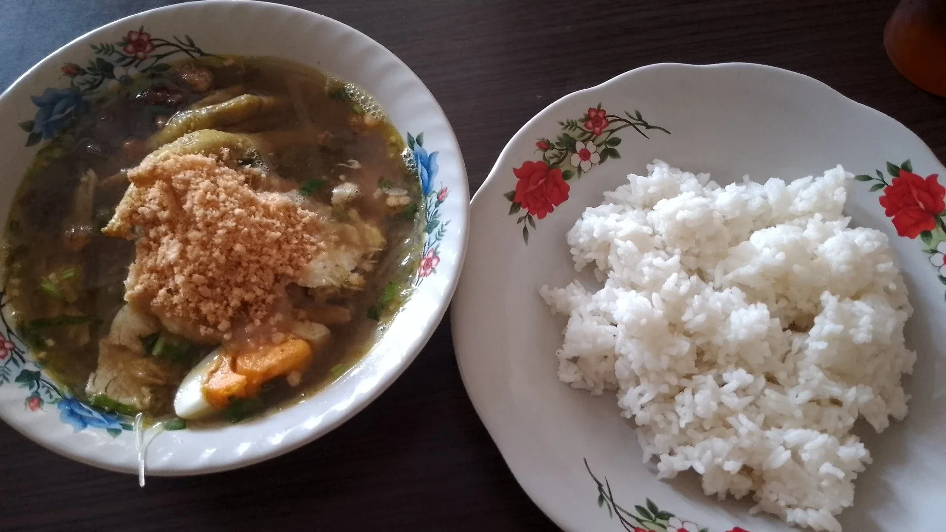 #IsiPiringmuHariIni Seporsi Soto ayam