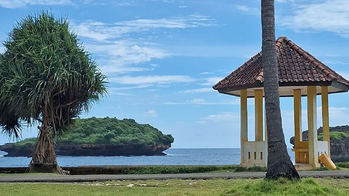 Jalan-jalan ke Pantai