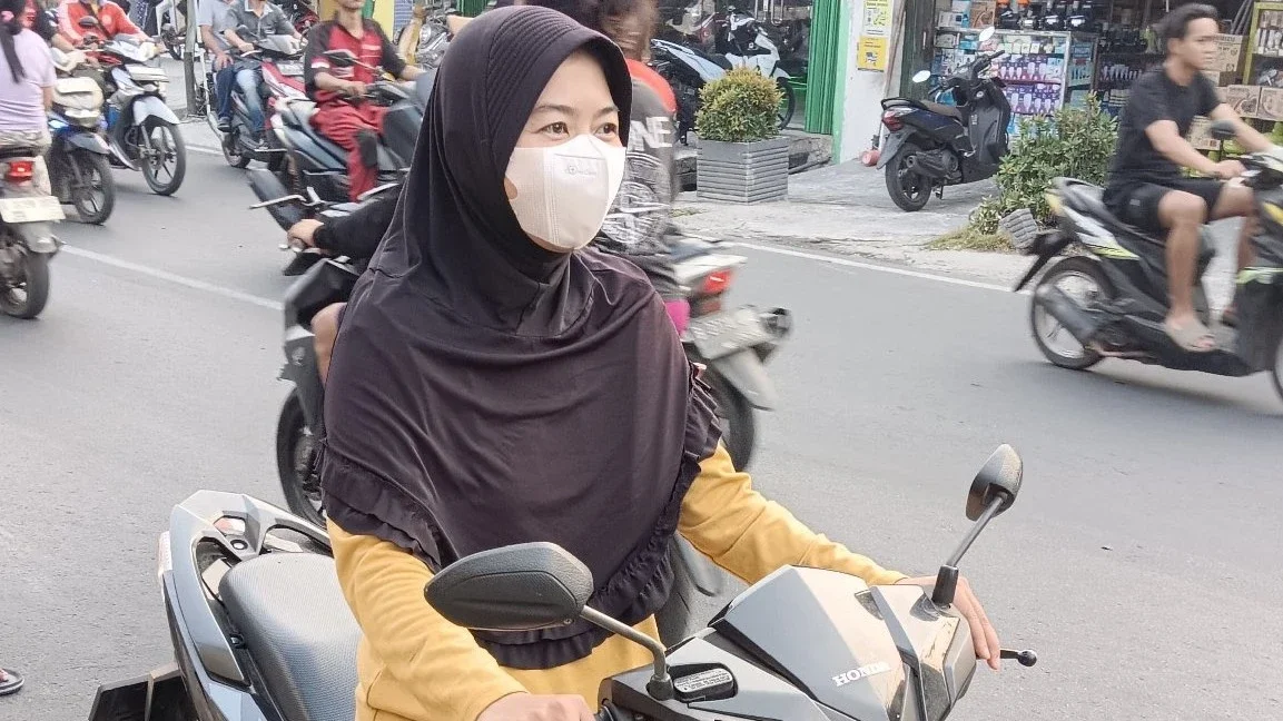 Jemput anak pulang PKL