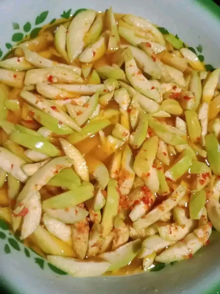 Asinan mangga