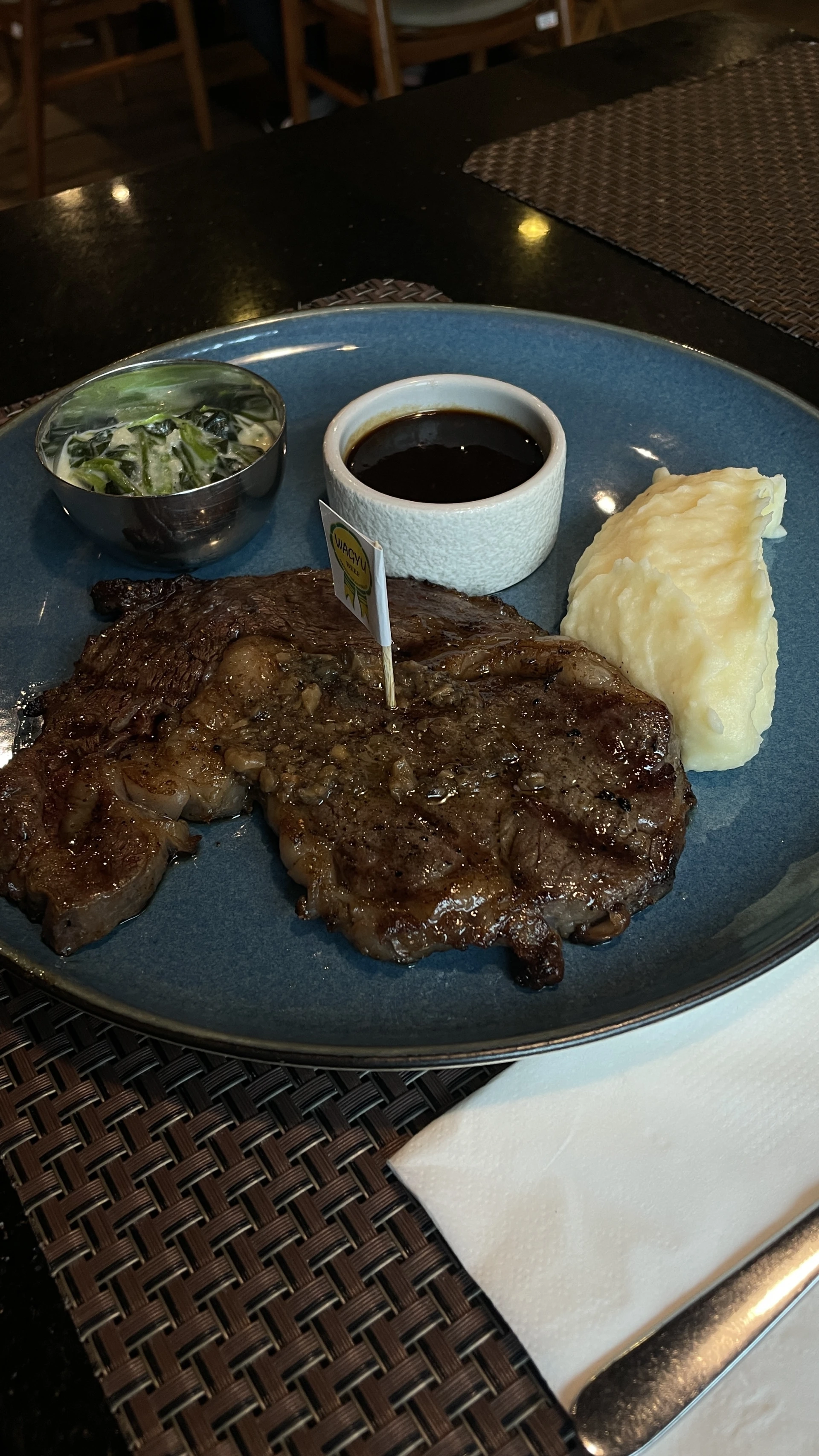 Belanja Steak dan Langsung Dimasakkin di Tempat