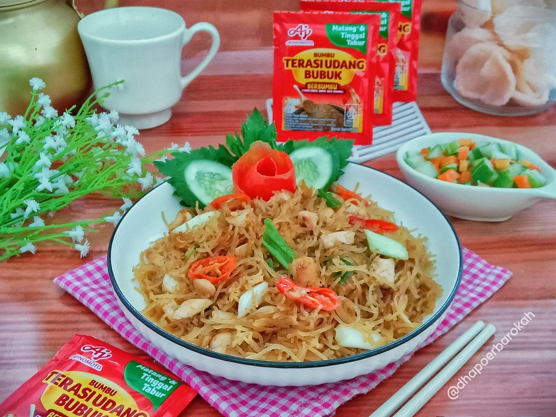 Bihun goreng Pedas Terasi. Challenge#NikmatGaRibet #AjinomotoTerasiUdang