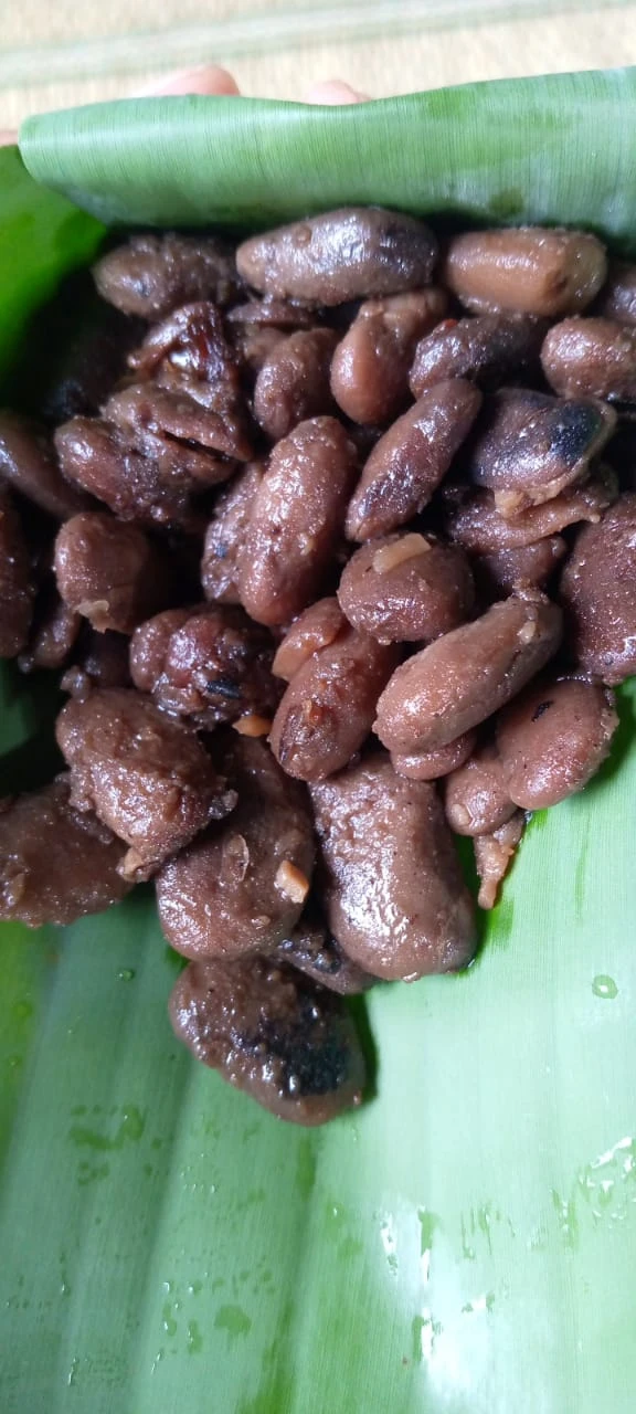 Camilan canguk (kacamg benguk)