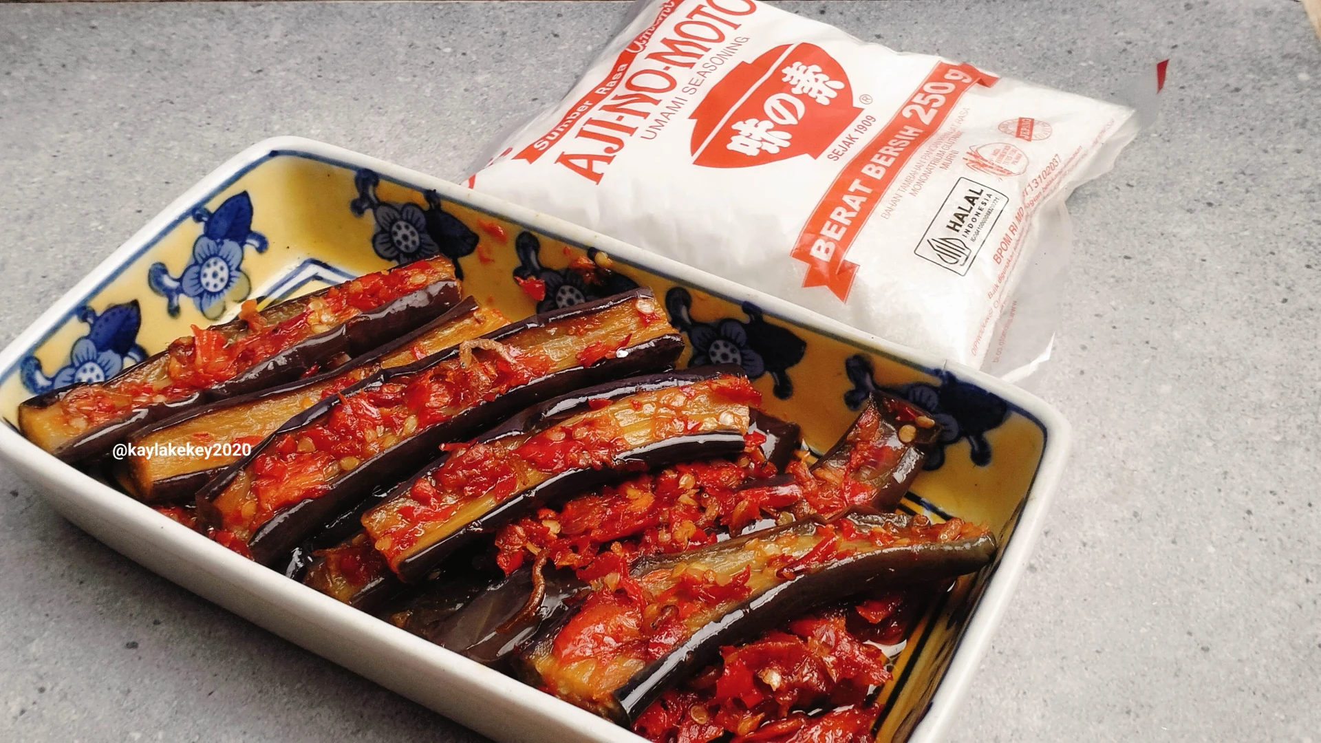 Caraku memasak balado terong ungu
