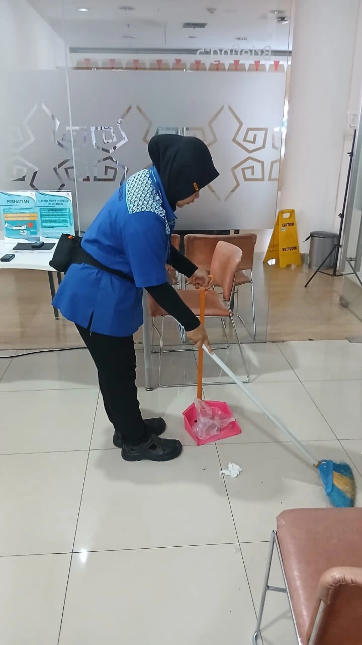 #Ceritahariini bekerja dan jadi IRT juga