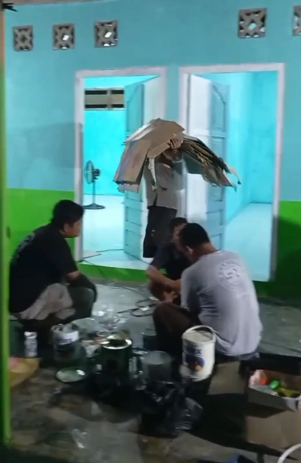 JurnalRamadhan_Pengecatan Sarana Madrasah