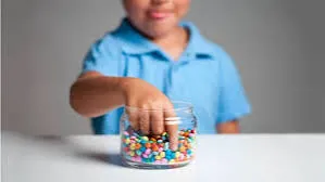 Konsumsi permen berlebih bisa berbahaya bagi anak anak