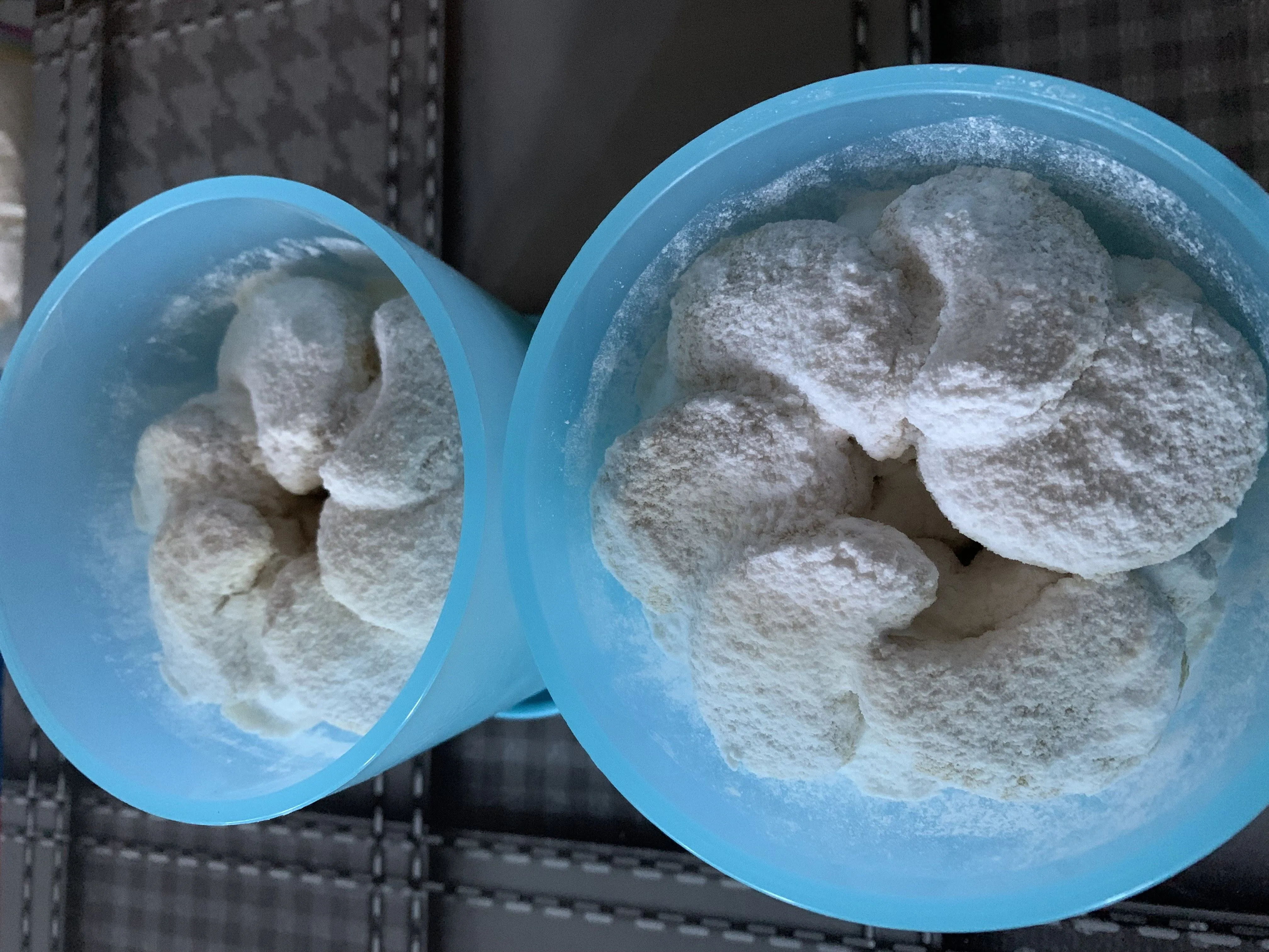 Kue putri salju