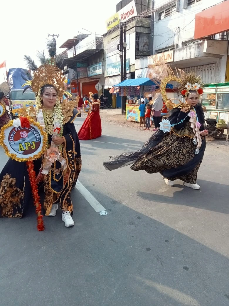 Liat karnaval 💃