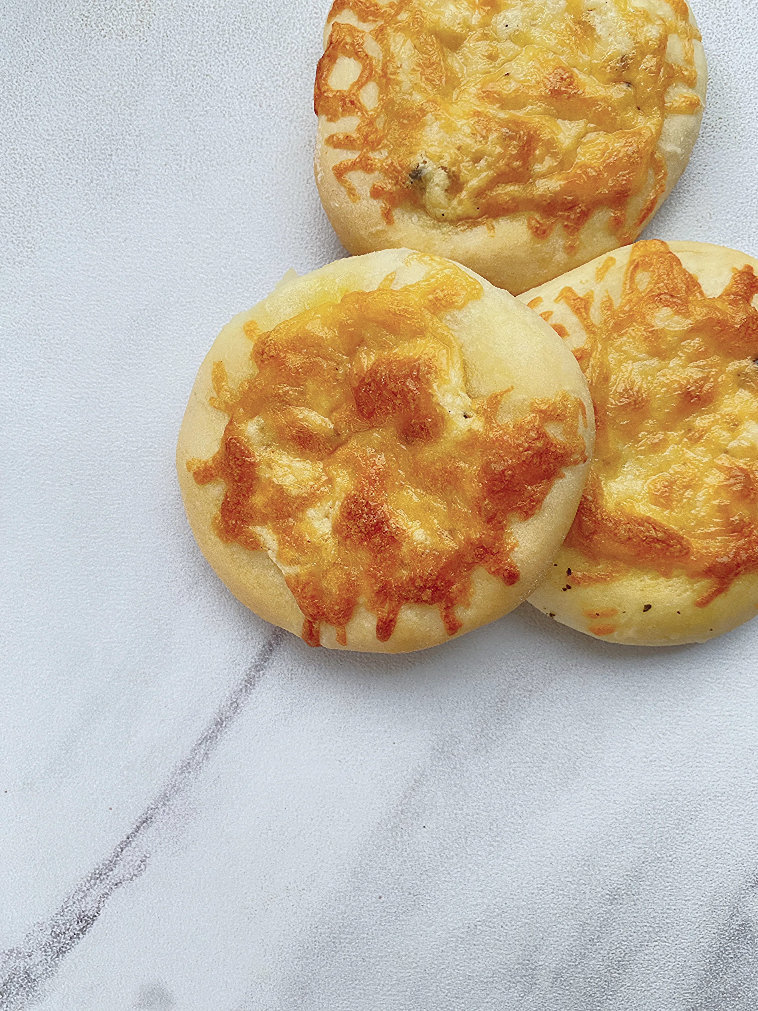 Manakeesh-Roti Pipih Khas Timur Tengah