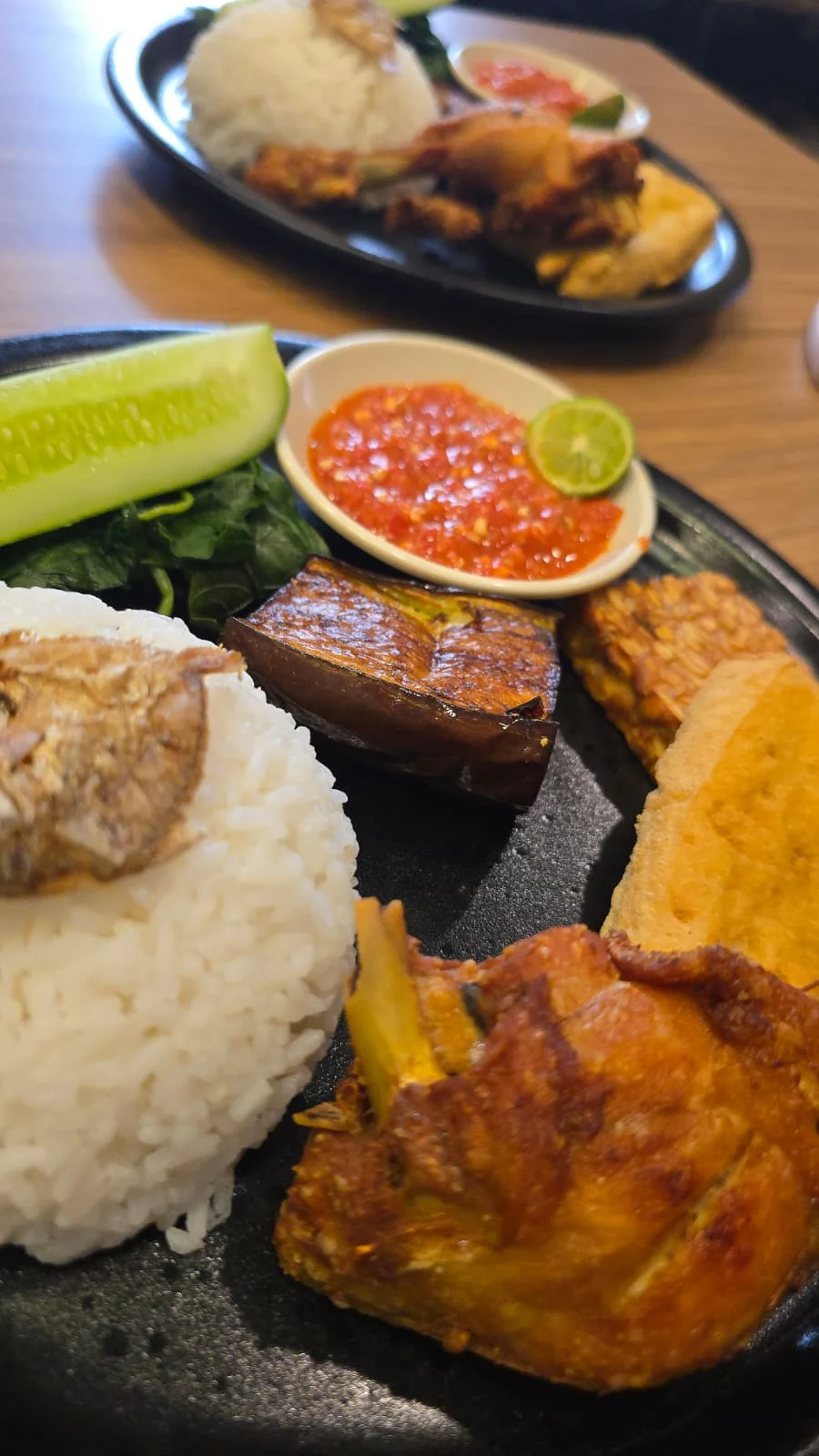 Meja Makan Selalu Punya Cerita #KegiatanFavorit