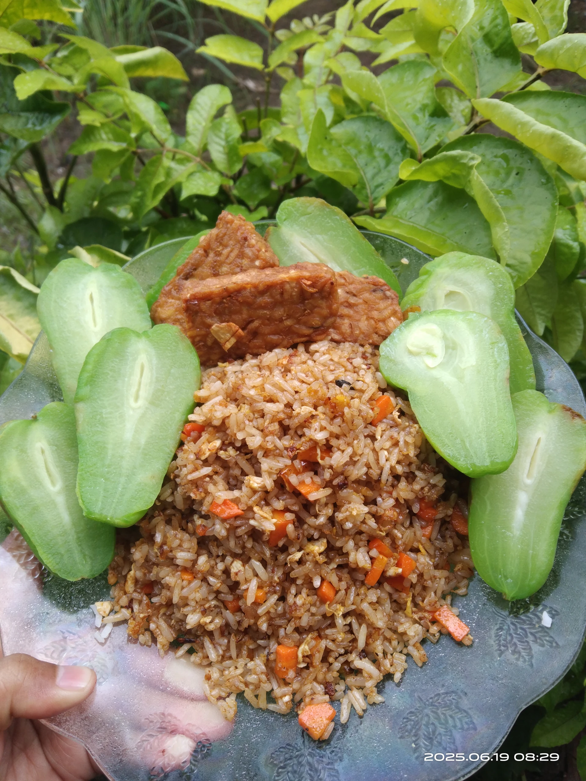 Memasak sarapan pagi