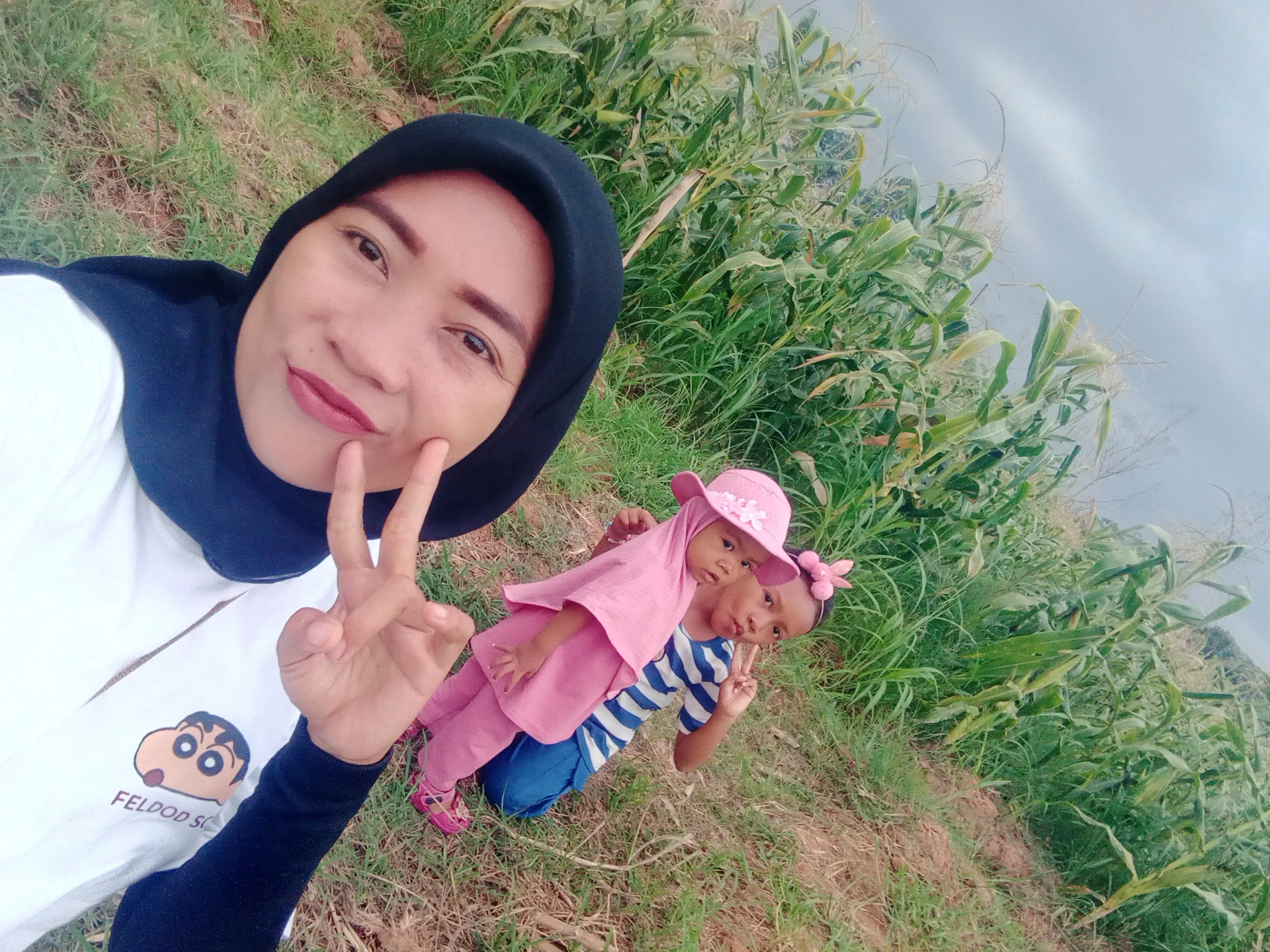 Menikmati senja dikebun jagung #CeritaHariIni