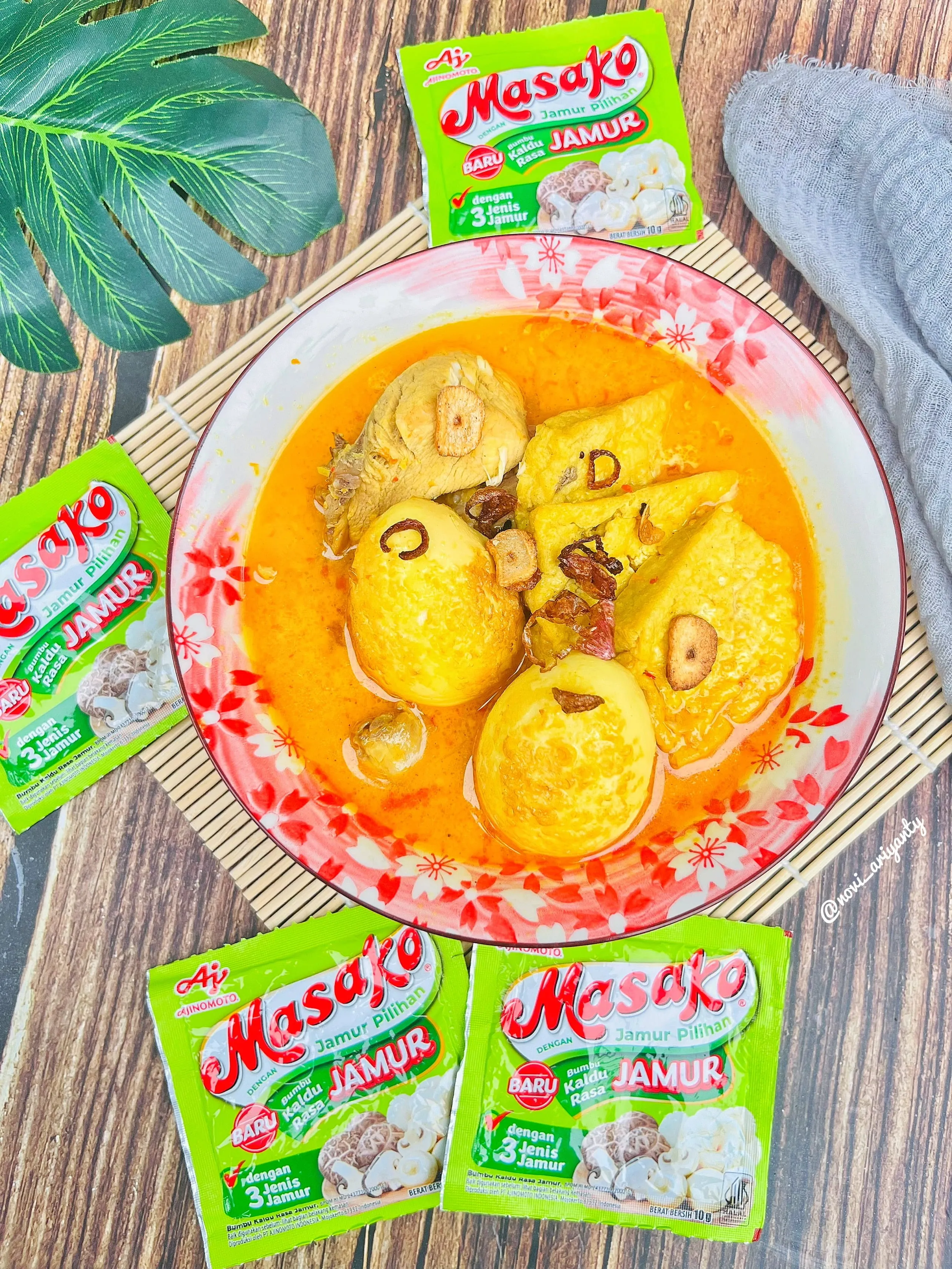 Opor Ayam Telur Tahu