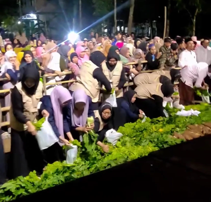 Pembagian Hasil Bumi (Sayuran)