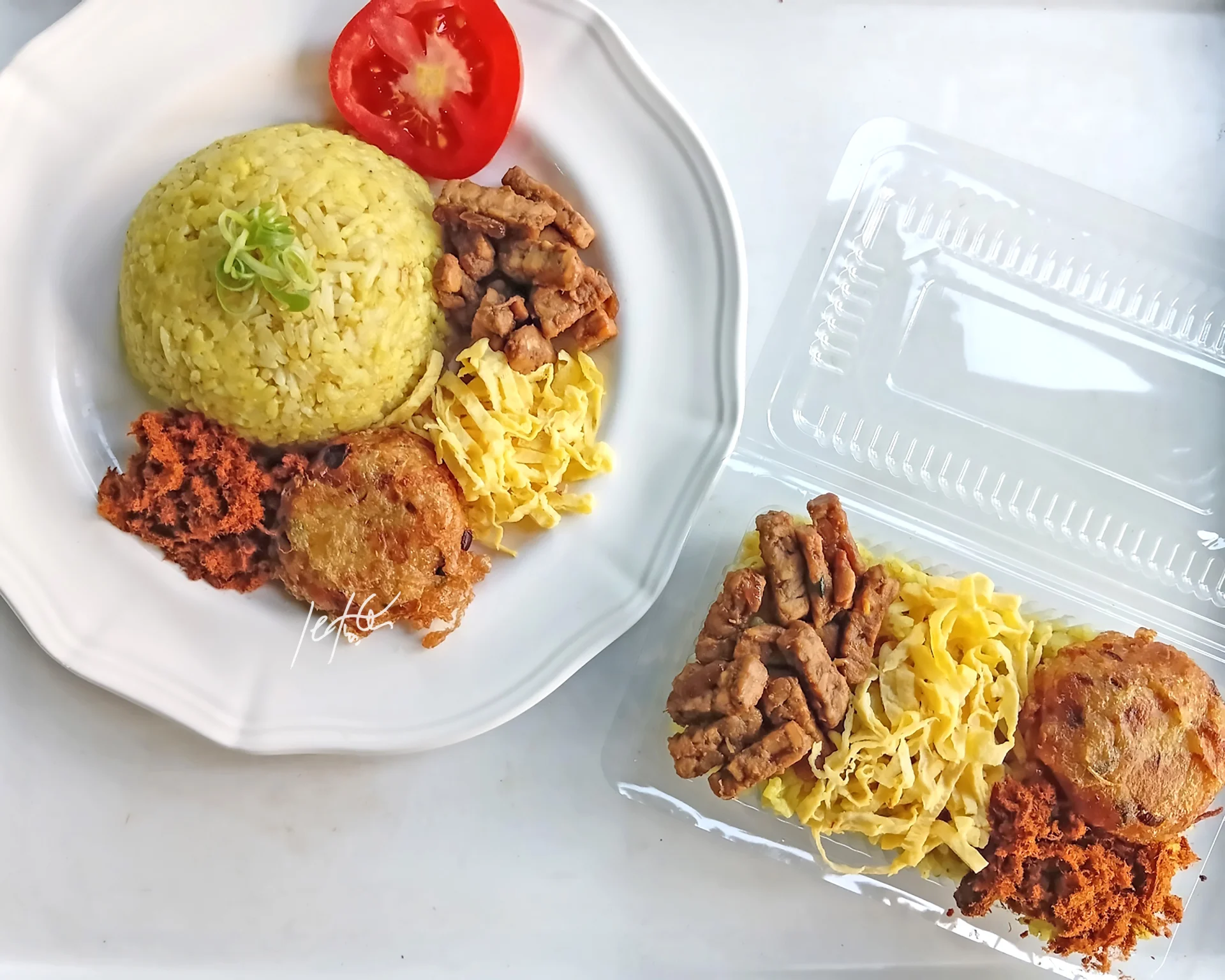 POTLUCK NASI KUNING UNTUK RAPAT TUJUH BELASAN #KegiatanFavorit