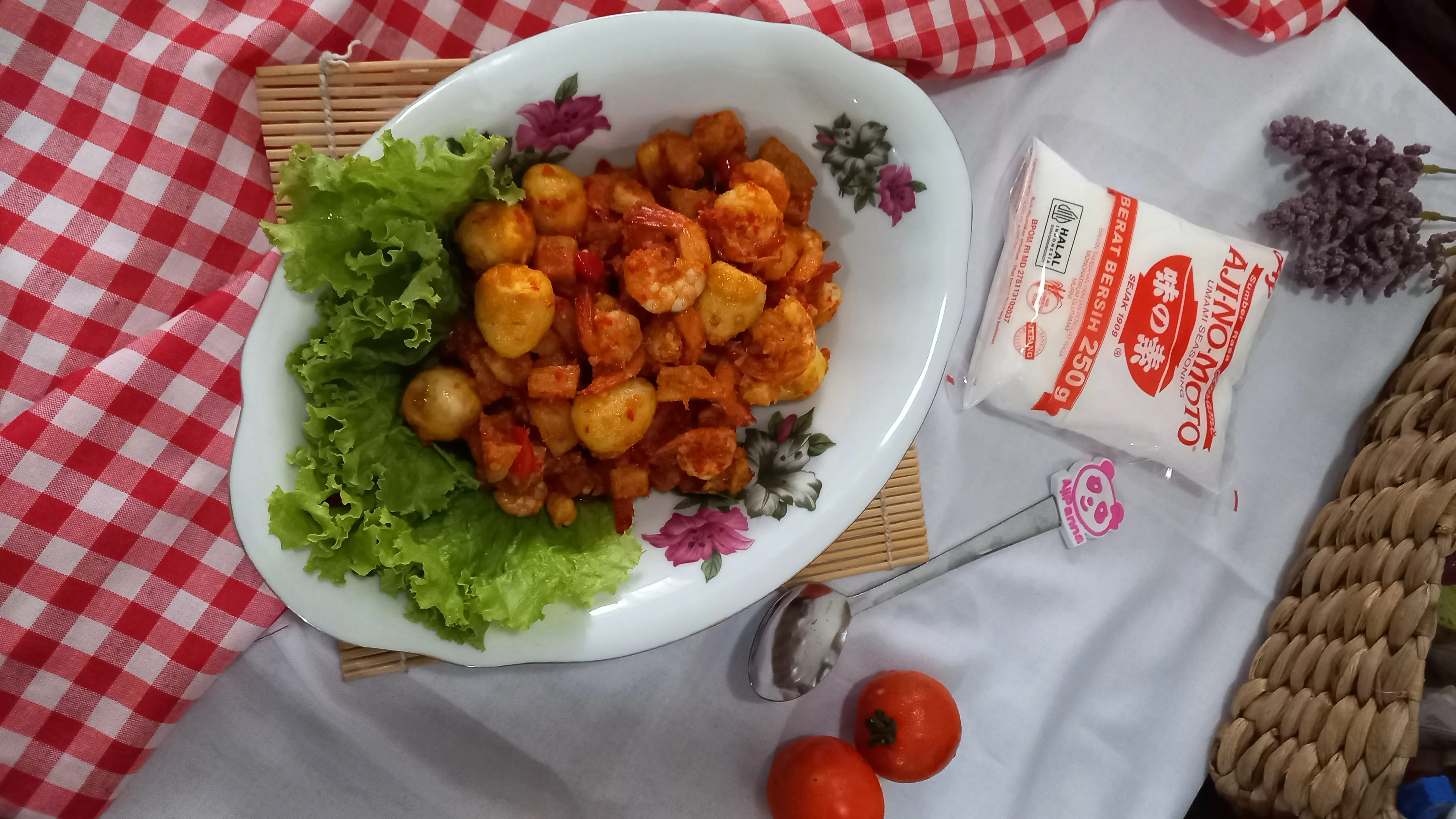 Sambal Goreng Udang Telur Puyuh Kentang