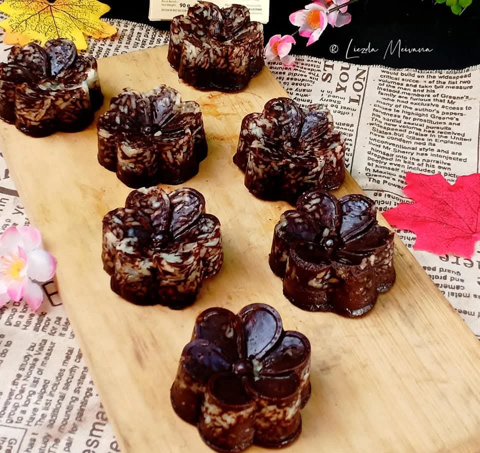 Sari muka Lakatan coklat