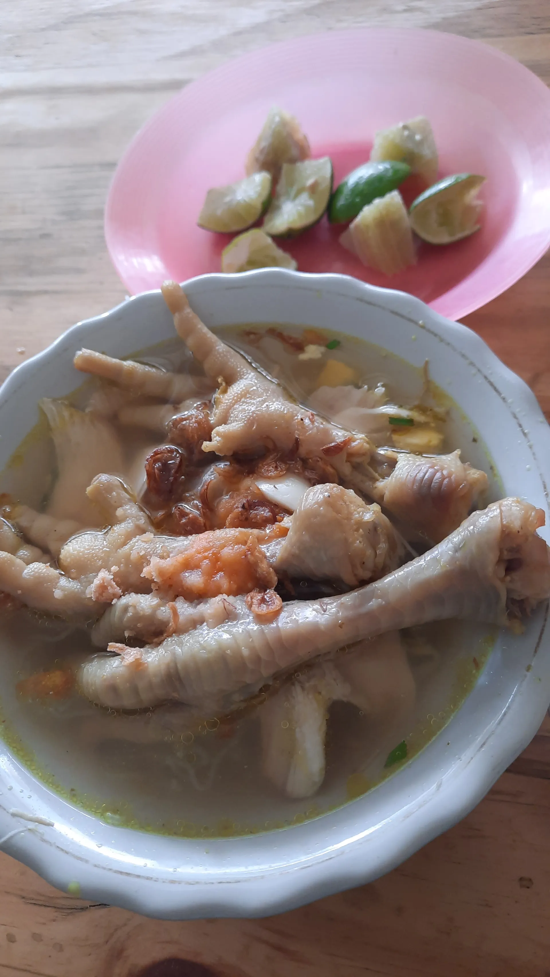 Soto Ceker kaya colagen
